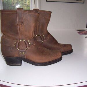 Frye Harness Bootd Non-Slip Soles